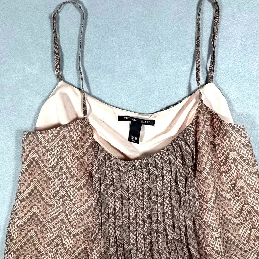 Victoria's Secret Chevron Pleated Babydoll‎ Dress L Earthy Boho Coquette Indie
